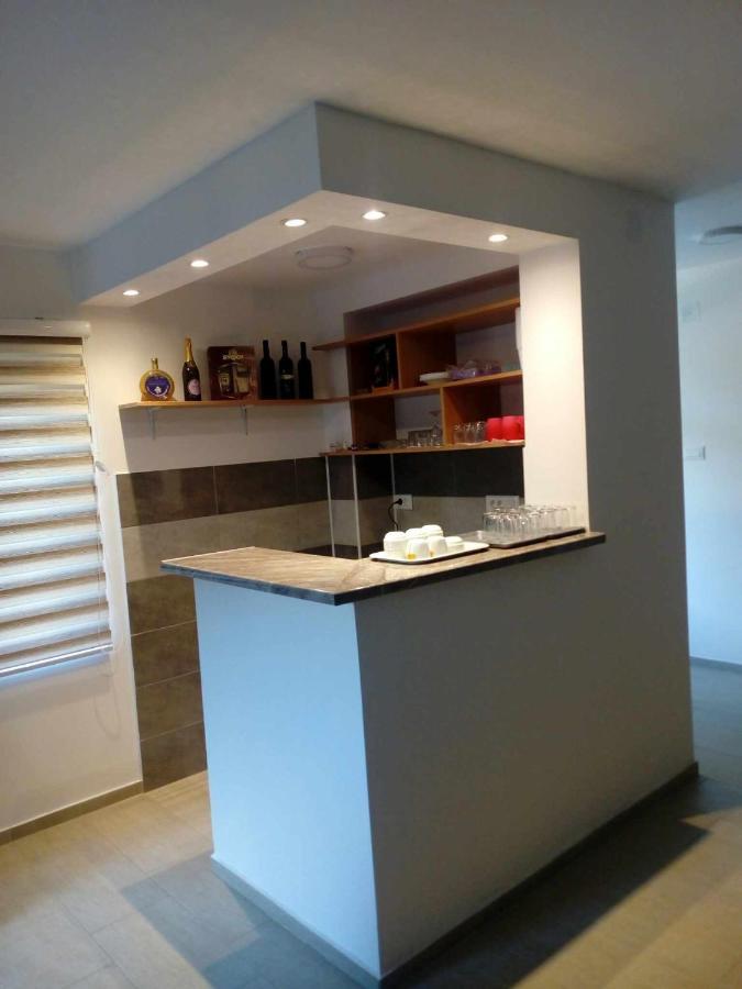 Std Cvetkovic Bed and Breakfast Crni Vrh Buitenkant foto
